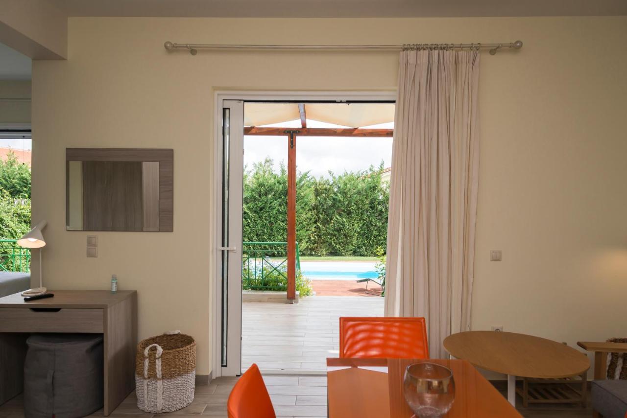 Venus Villa With Private Pool, 2Min To The Beach Finikounda Exterior foto