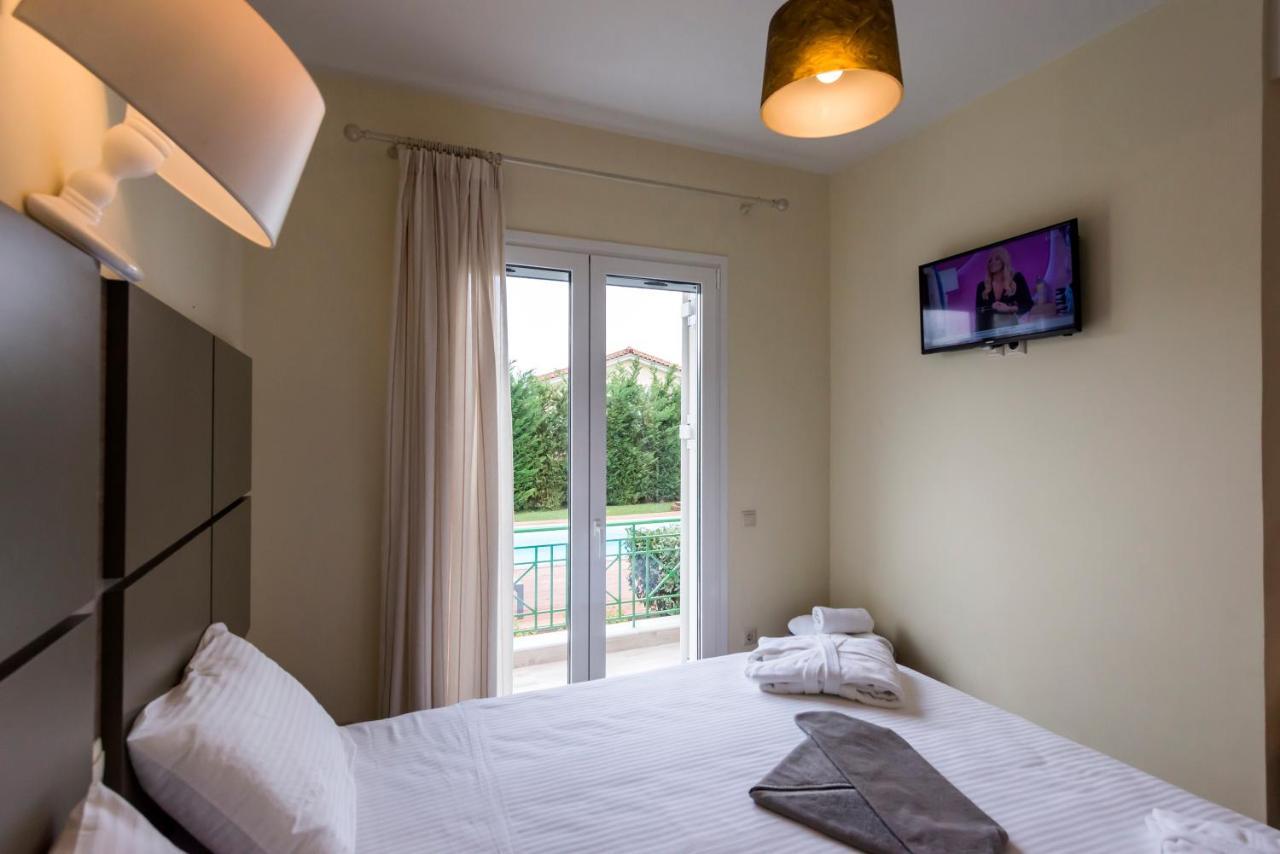 Venus Villa With Private Pool, 2Min To The Beach Finikounda Exterior foto