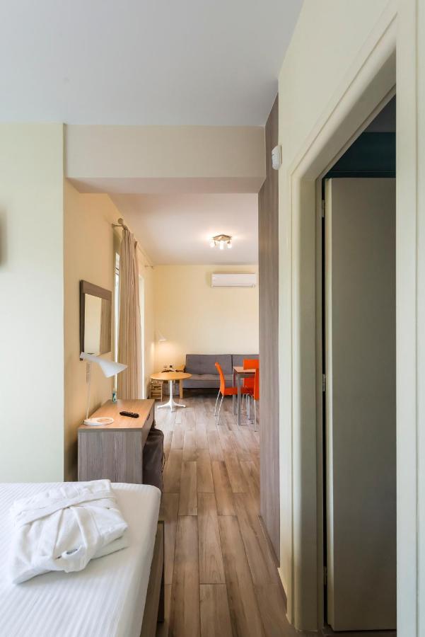 Venus Villa With Private Pool, 2Min To The Beach Finikounda Exterior foto