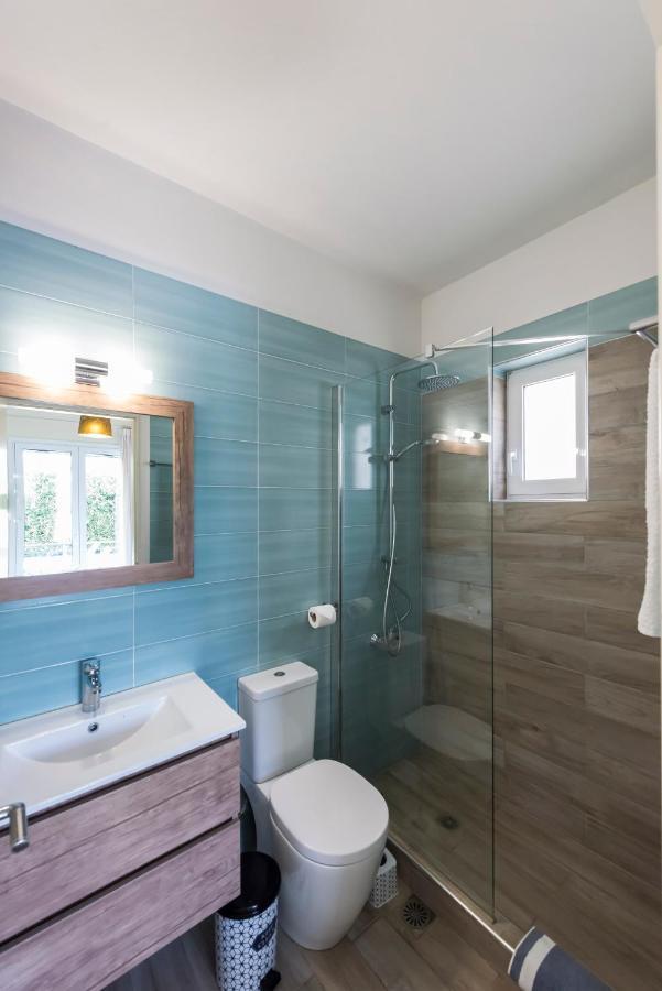 Venus Villa With Private Pool, 2Min To The Beach Finikounda Exterior foto